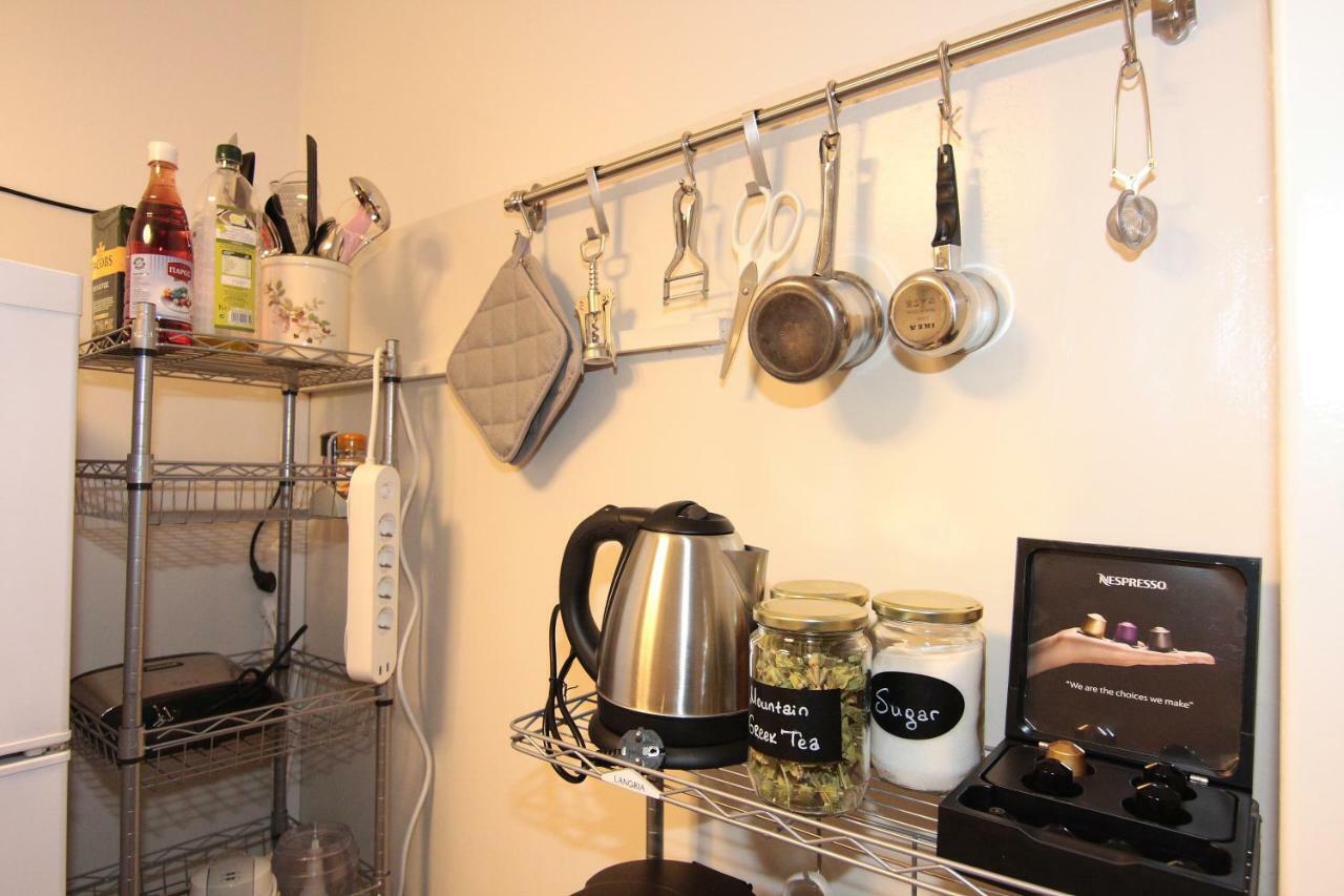 Acropolis View And Walking Distance 4 Bd Flat Leilighet Athen Eksteriør bilde